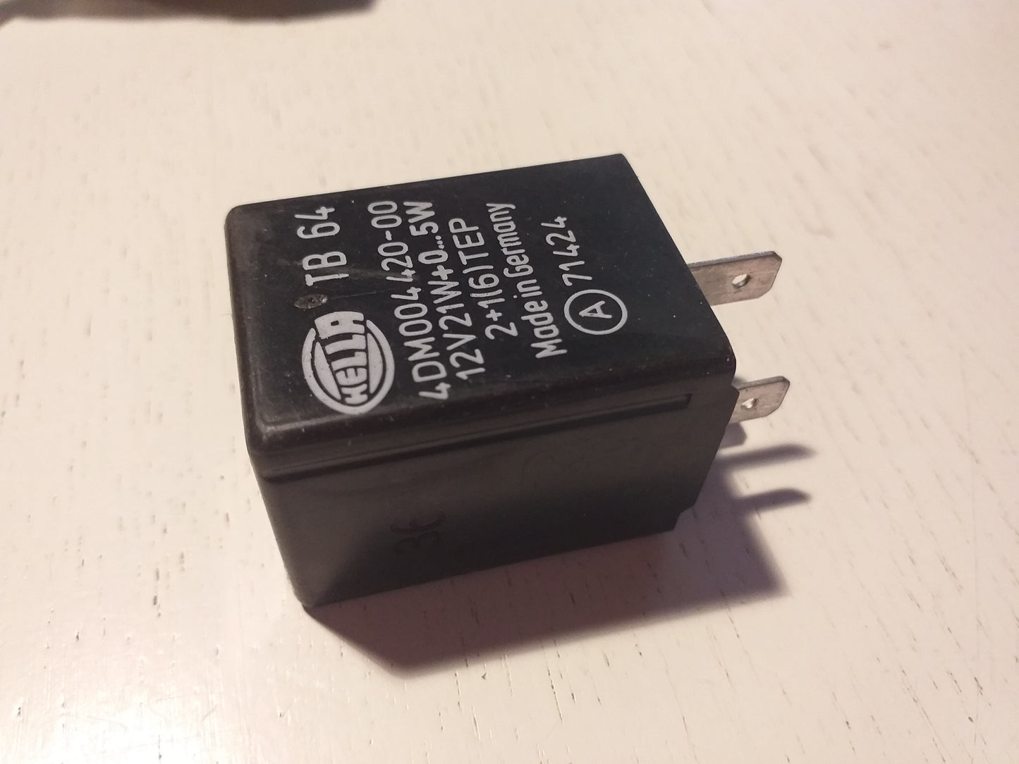 Omega A Senator B Frontera A Blinker Relais original GM Hella NEU