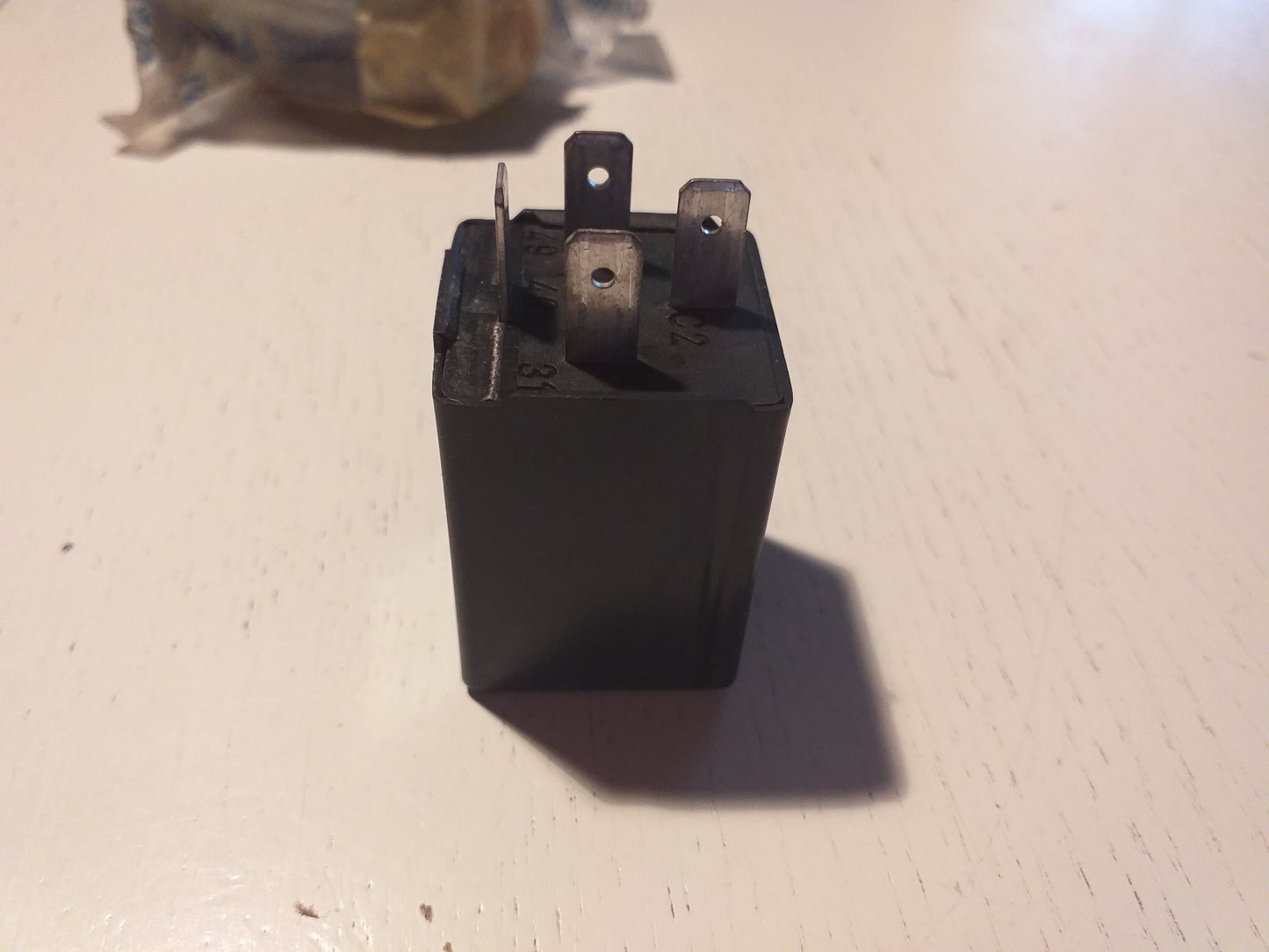 Omega A Senator B Frontera A Blinker Relais original GM Hella NEU