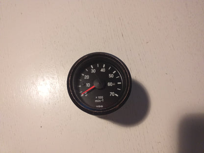 Diverse Fahrzeuge Opel Anzeige Drehzahlmesser original VDO NEU