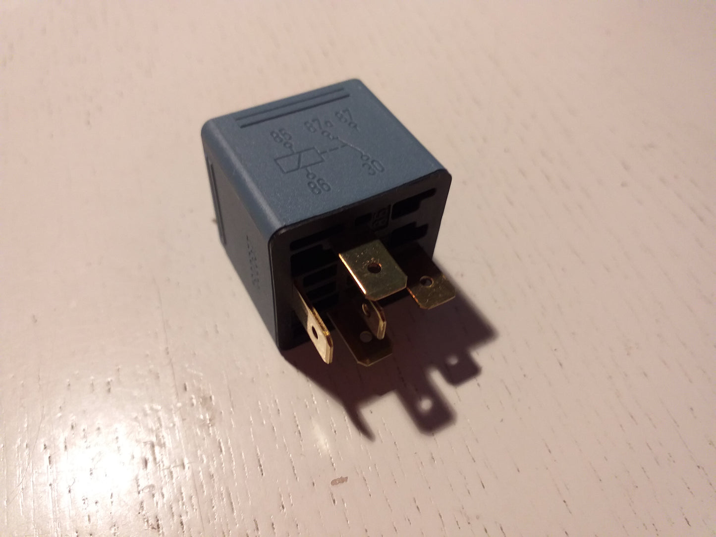 Omega A Senator B Relais Hydraulikaggregat original GM Bosch NEU