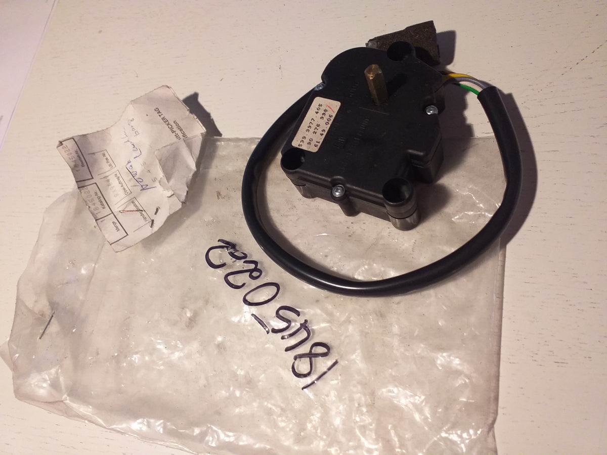 Senator B Motor Mischluftklappe original GM Opel NEU