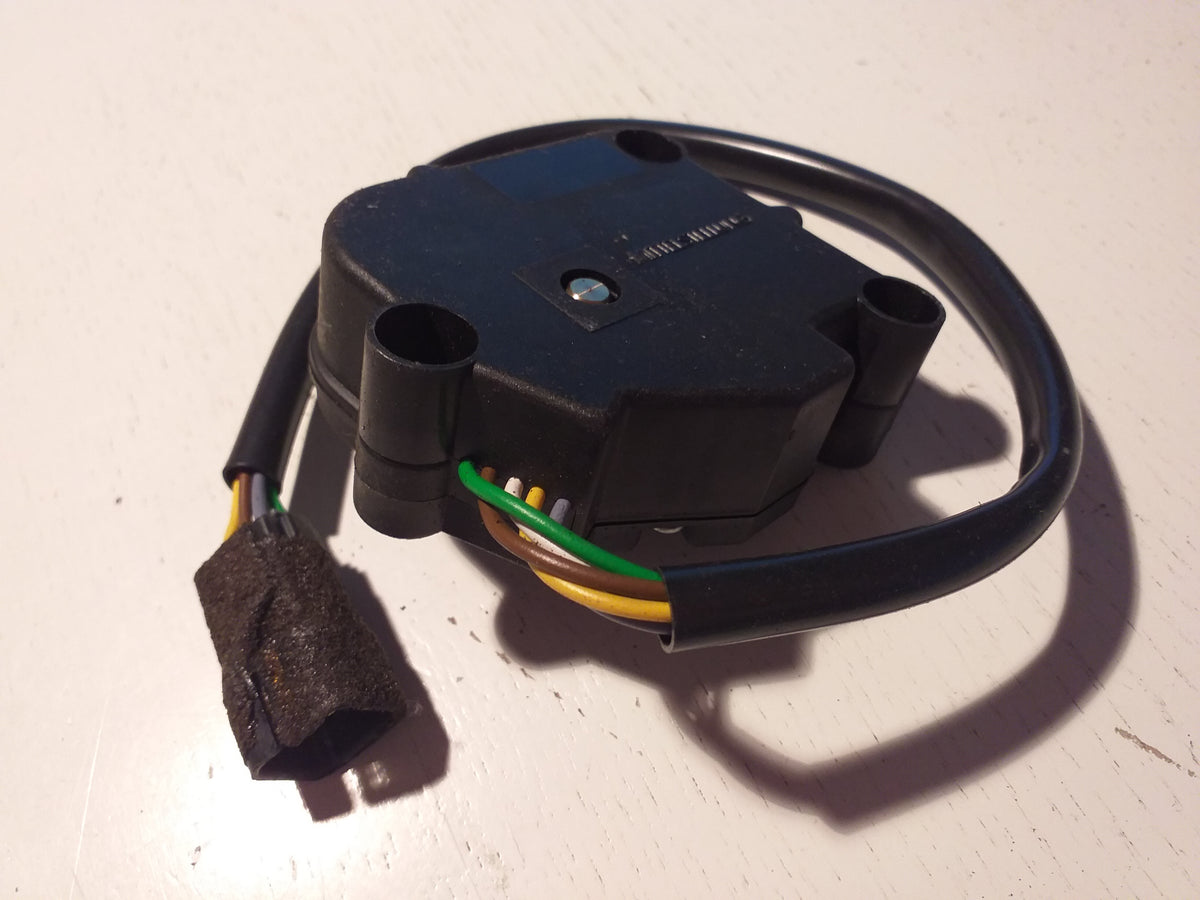 Senator B Motor Mischluftklappe original GM Opel NEU