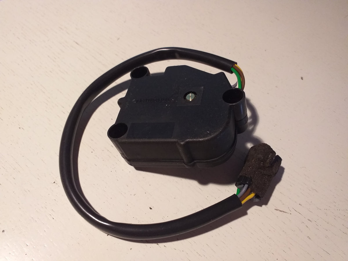 Senator B Motor Mischluftklappe original GM Opel NEU