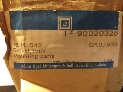 Manta Ascona Montagesatz für Stoßstange original GM Opel NEU