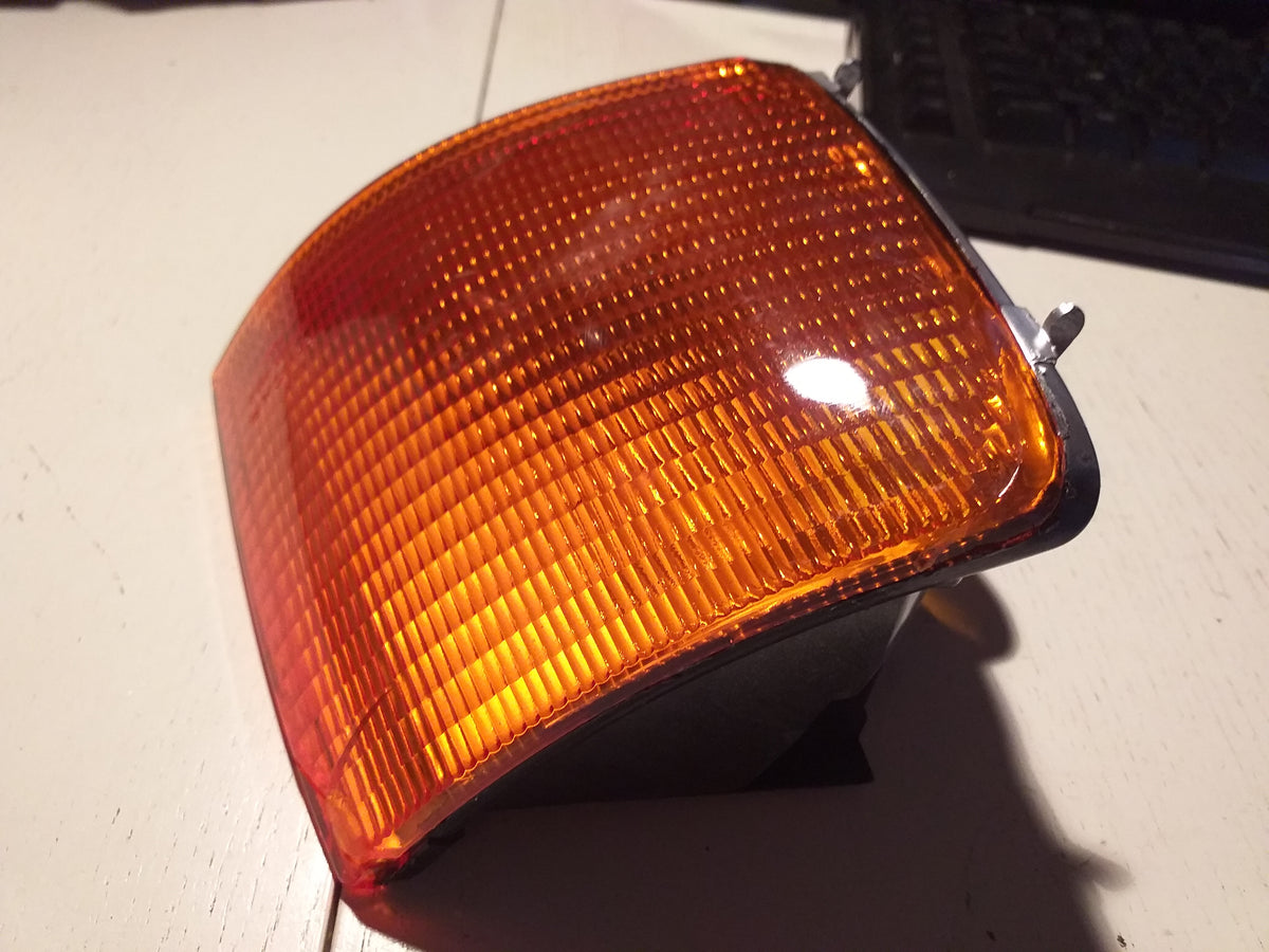 Passat 88-94 Blinkerleuchteeinsatz original NEU