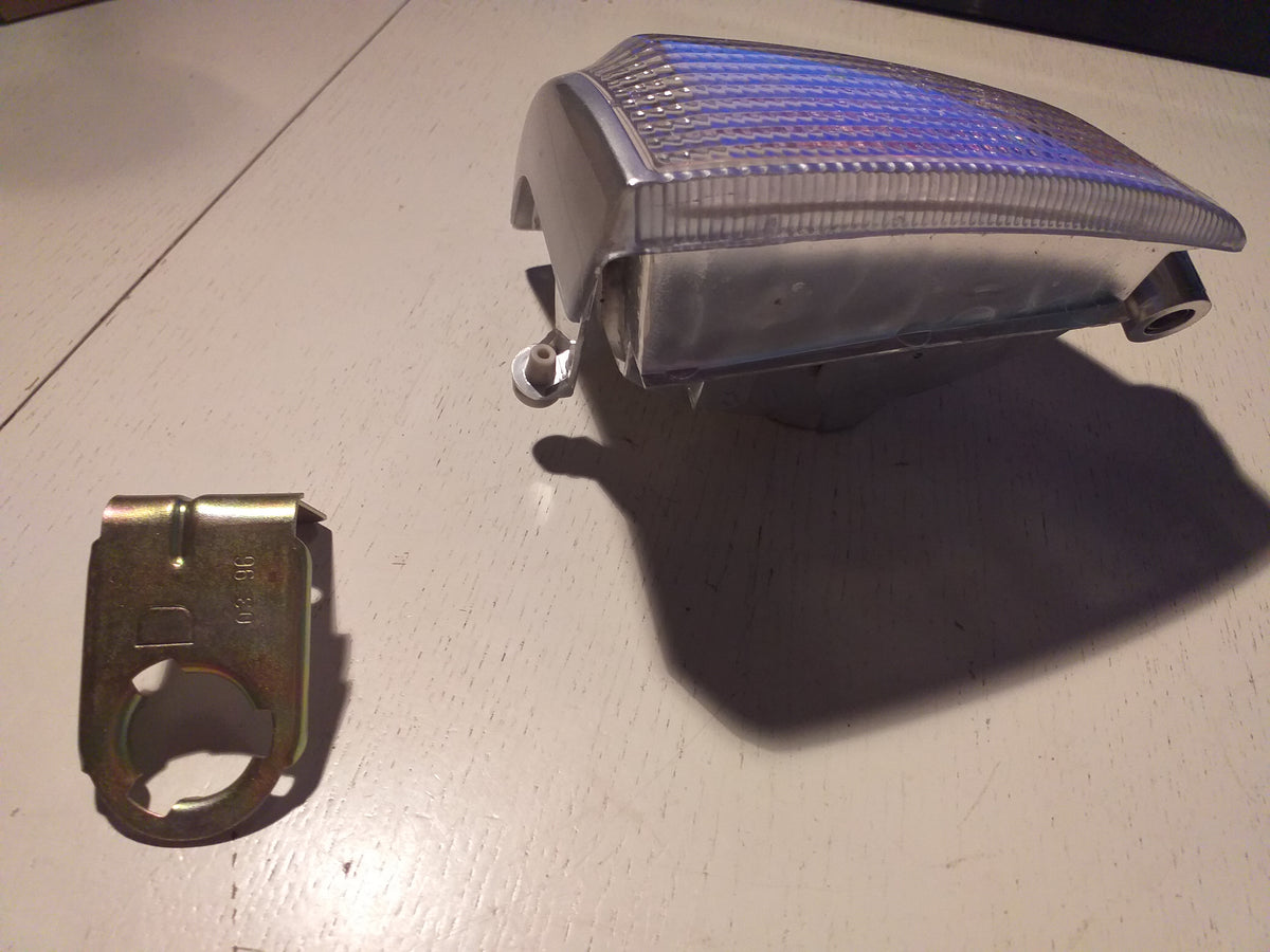 Ford Escort Blinkerglas rechts original ARTEB NEU