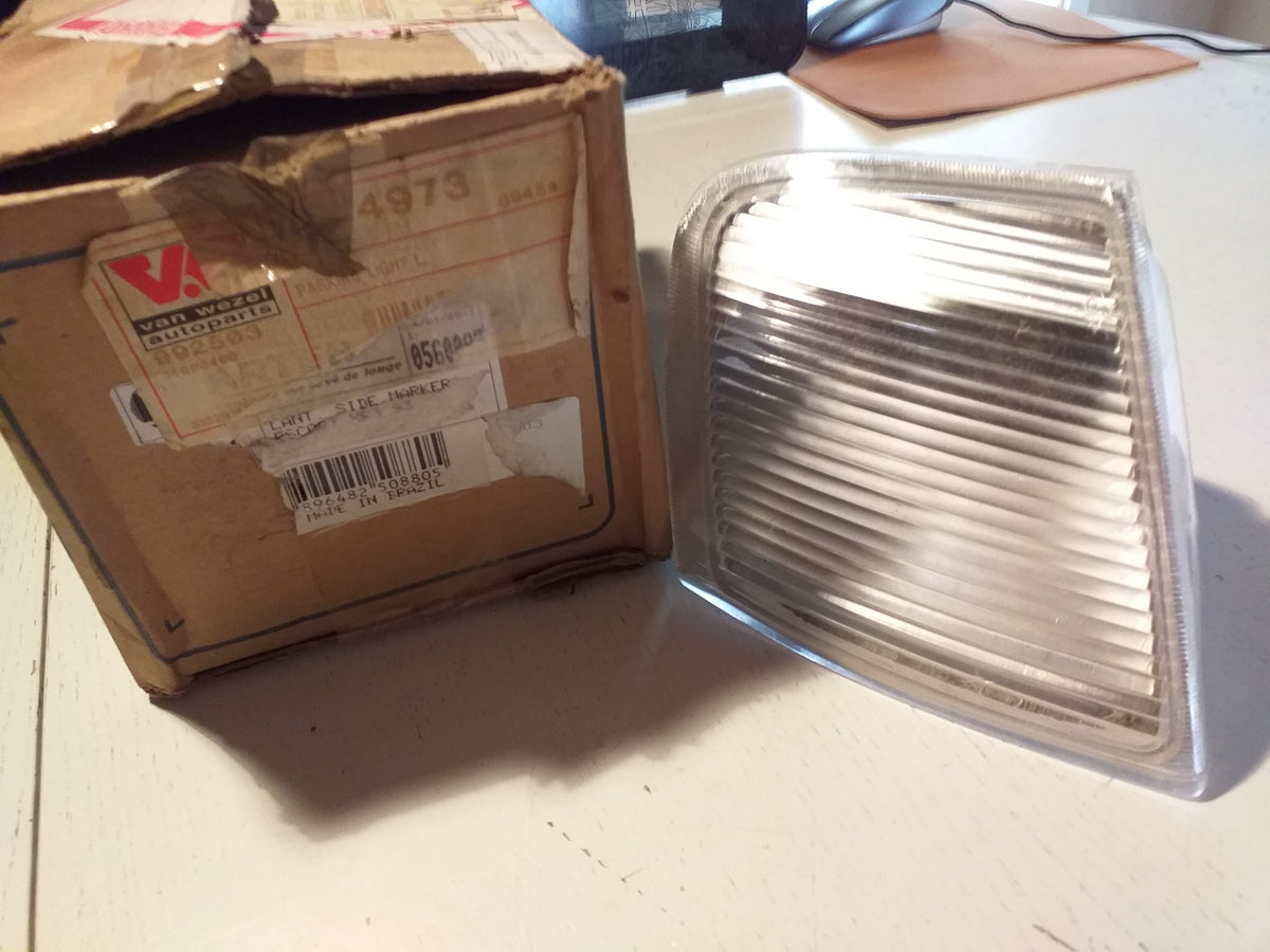 Ford Escort  Blinkerglas original ARTEB NEU