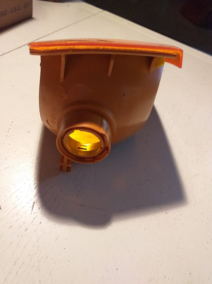 Ford Escort Blinkerleuchte original ARTEB NEU