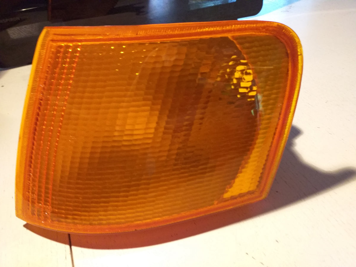 Ford Escort Blinkerleuchte original ARTEB NEU