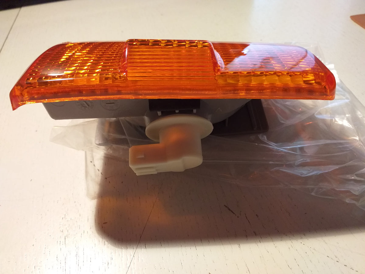 VW Transporter T4 Bj 92- 8.96 Blinkerleuchte links original TYC NEU