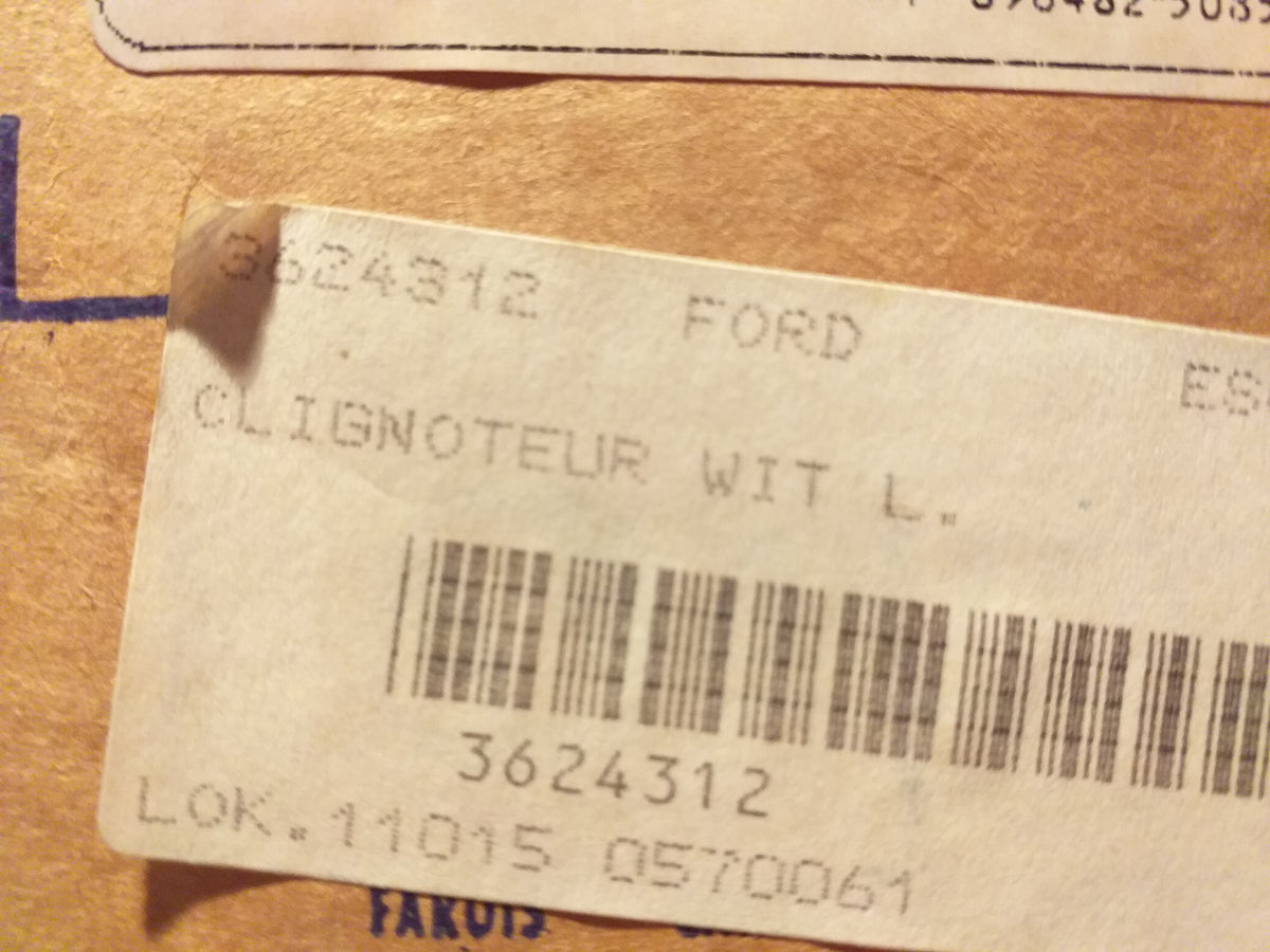 Ford Escort Apollo Verona Blinkerleuchte links original ARTEB NEU