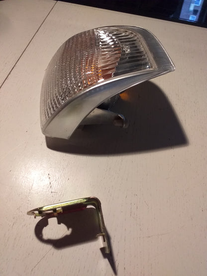 Ford Escort Apollo Verona Blinkerleuchte links original ARTEB NEU