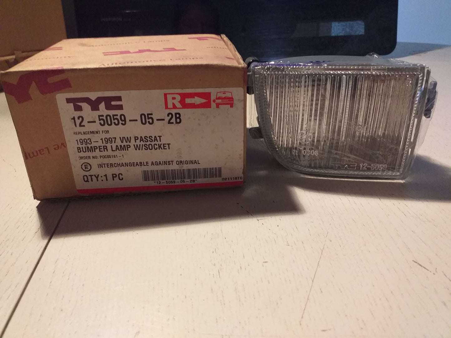 VW Passat Lampe an Stoßstange original TYC NEU