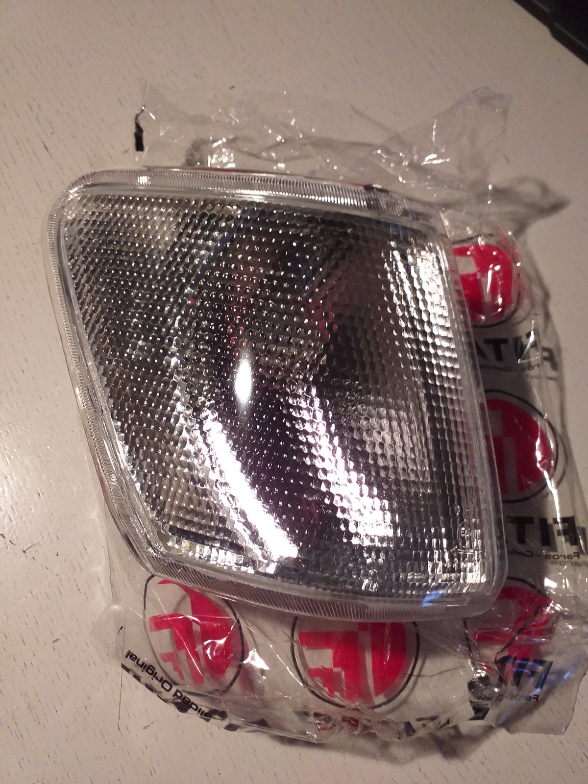 Ford Fiesta Blinkerleuchte original FITAM NEU