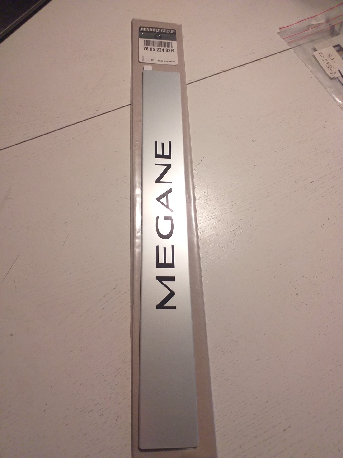 Renault Megane Emblem original Renault NEU