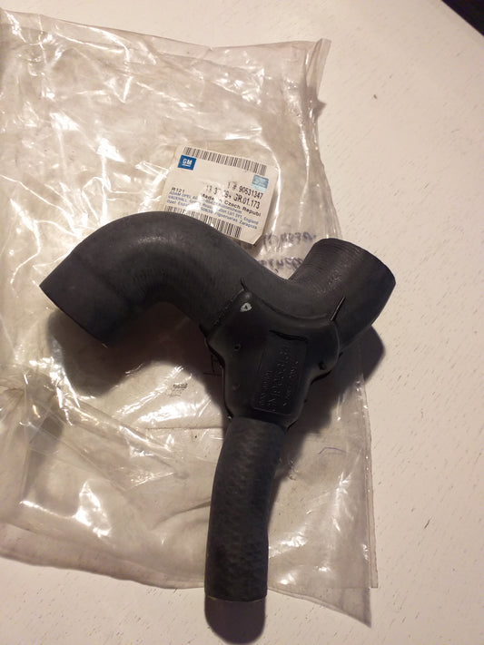 Astra G Zafira A Schlauch Rücklauf Verbindungsrohr an Wasserpumpe original GM Opel NEU