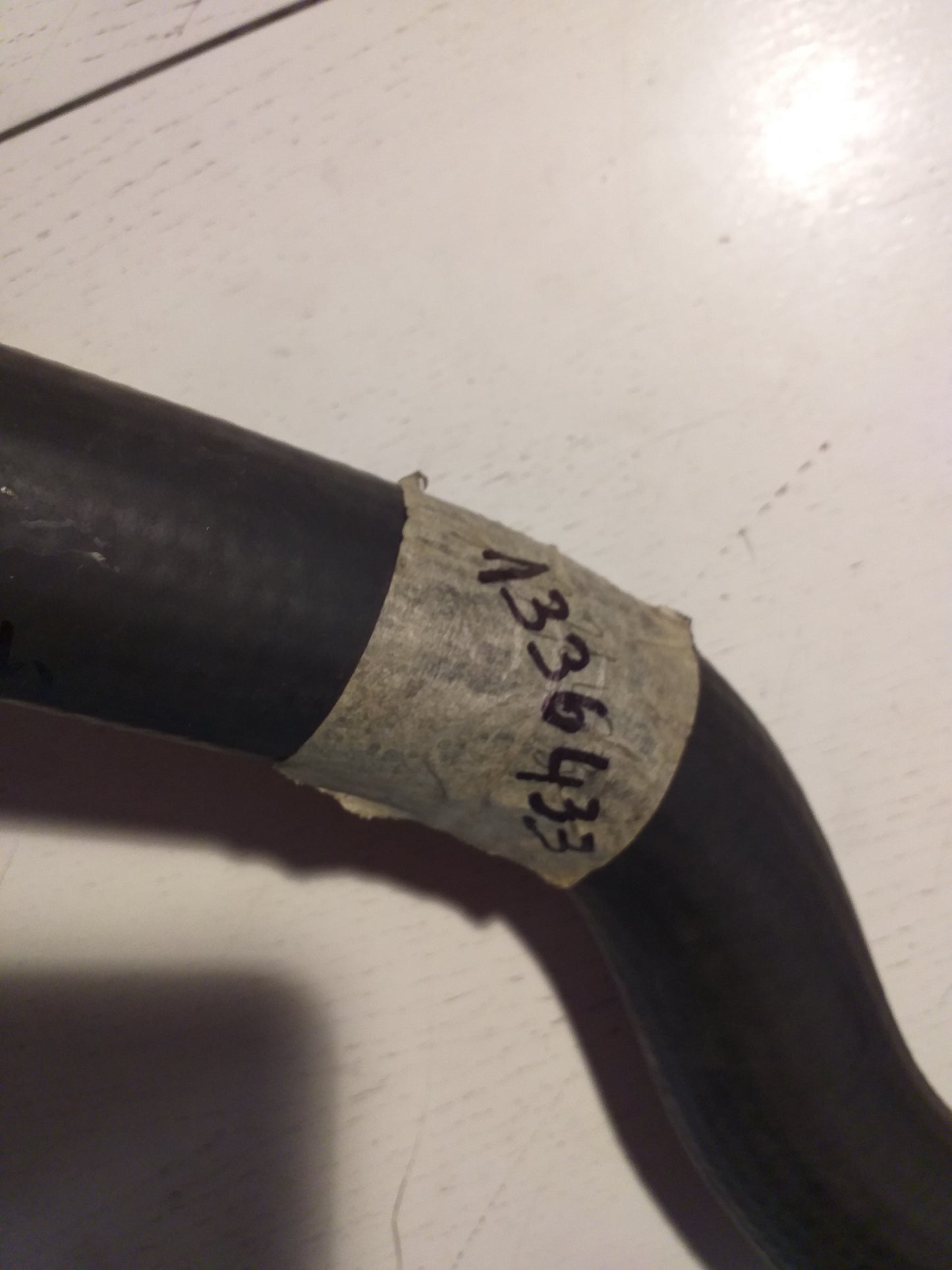 Ascona C 1.6D Kühlerschlauch Auslass original GM Opel NEU