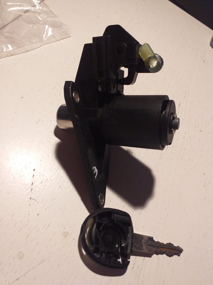 Corsa B Tigra A Kofferraumschloss original GM Opel NEU