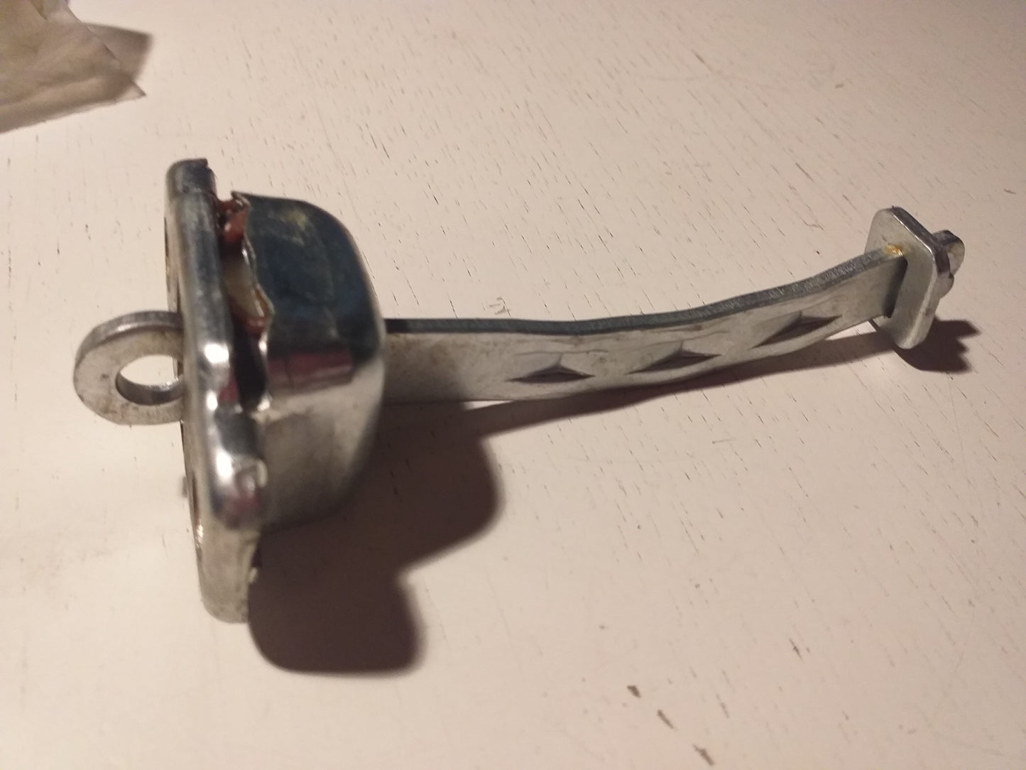 Astra F Türbremse vorne original GM Opel NEU