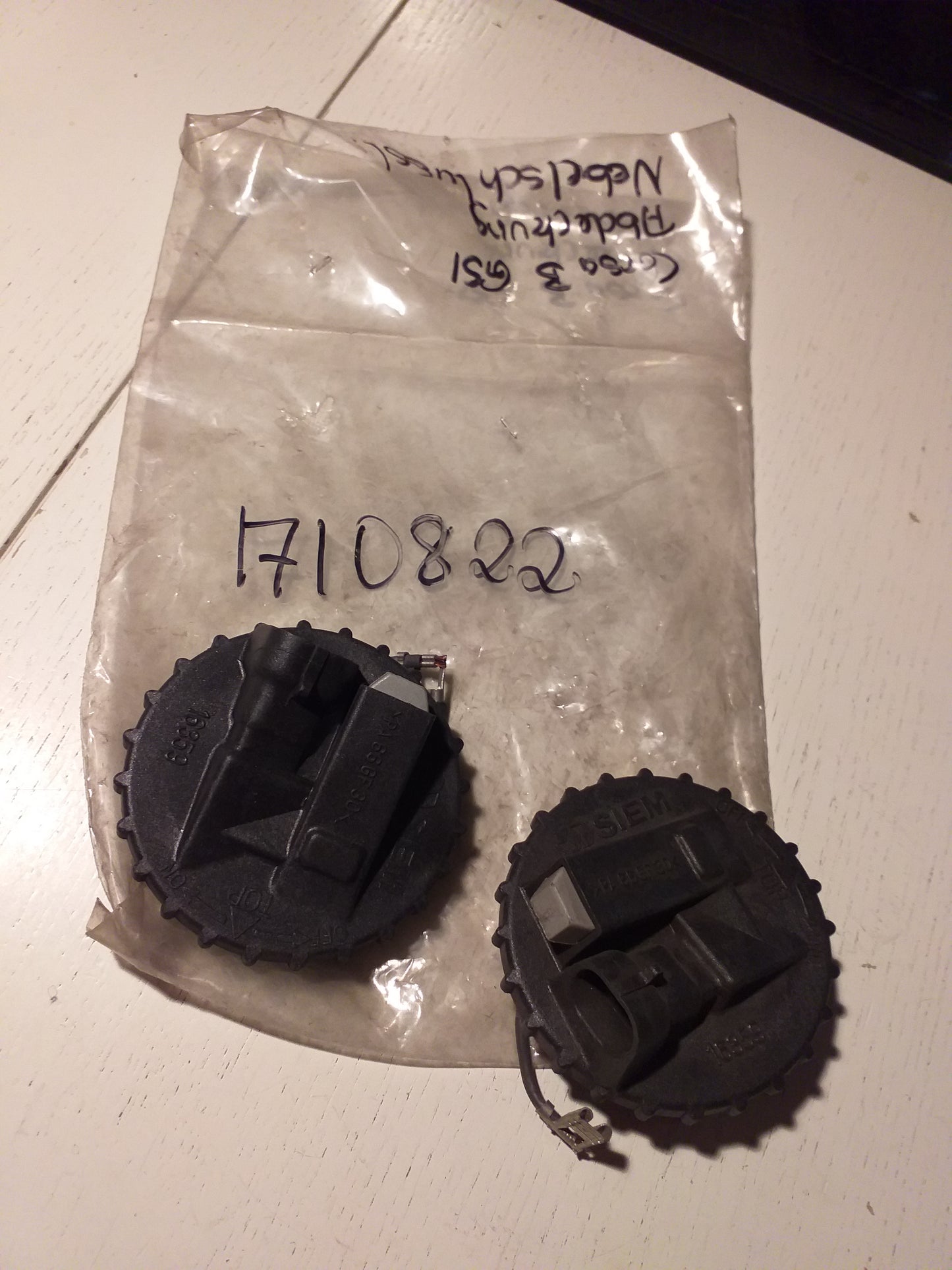 Corsa B GSi Abdeckung Nebelschlussleuchte original GM Opel NEU