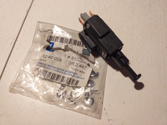Astra G Vectra B Zafira A Bremslichtschalter original GM Opel NEU