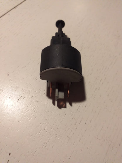 Astra G Vectra B Zafira A Bremslichtschalter original GM Opel NEU