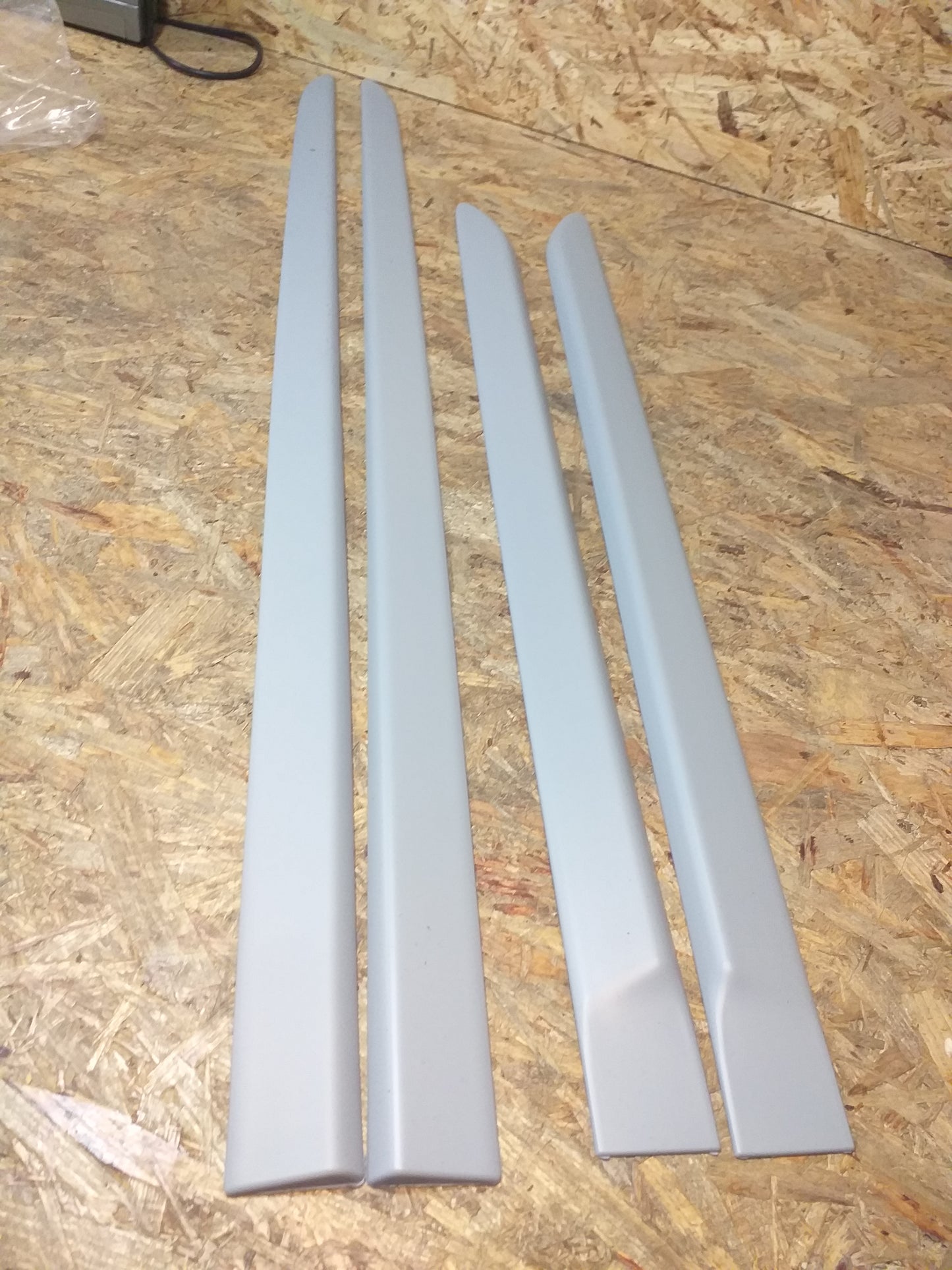 Astra J 4Türer Seitenschutzleistenset original GM Opel NEU