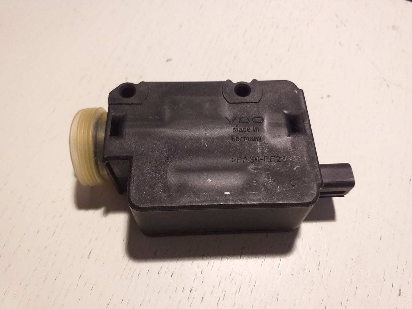 Combo ZV Stellmotor Türschloss hinten rechts original GM Opel NEU