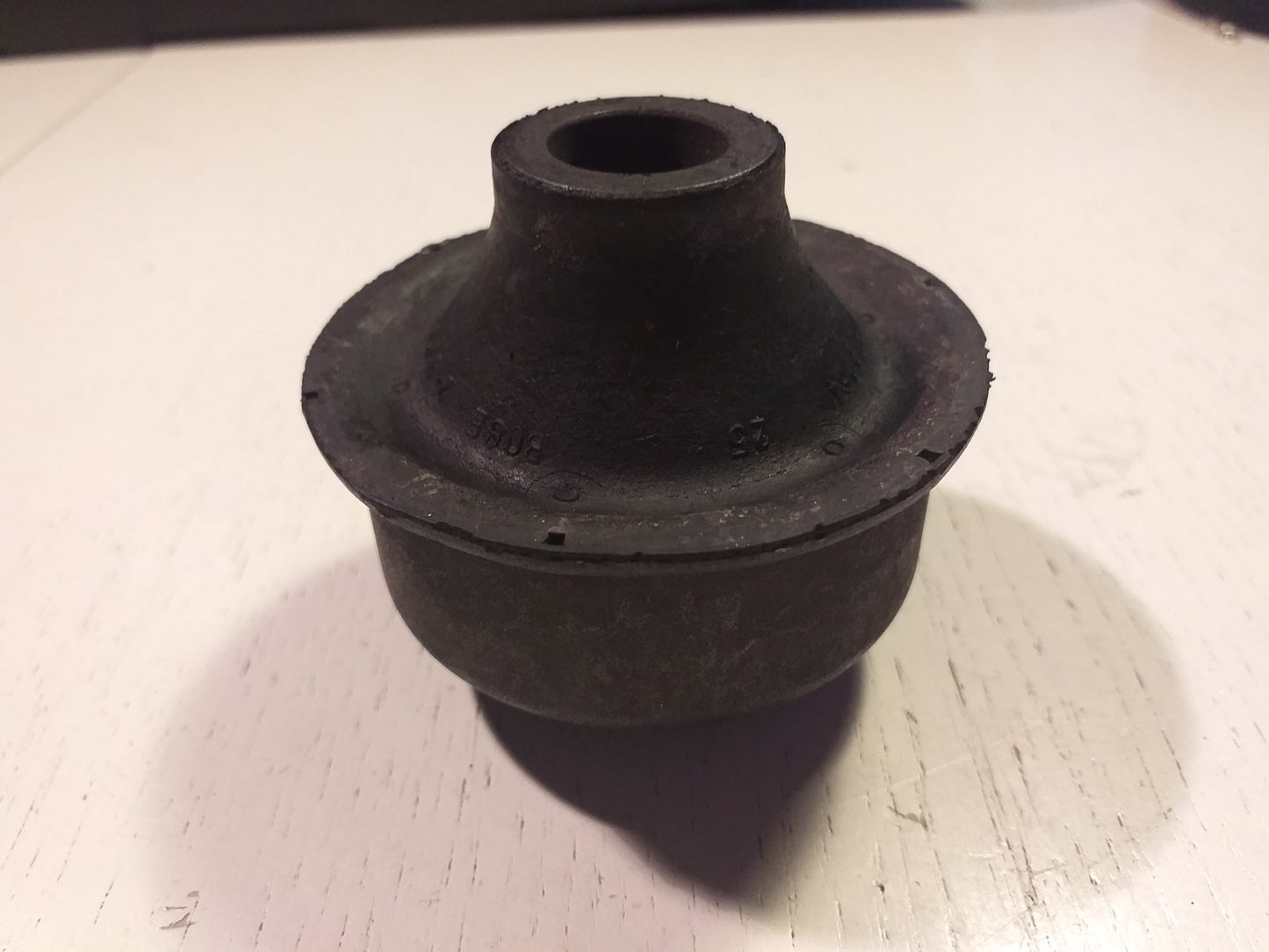 Astra F CC 1.6i  Bj 91-98 55KW Lagerung Lenker original GM Opel NEU