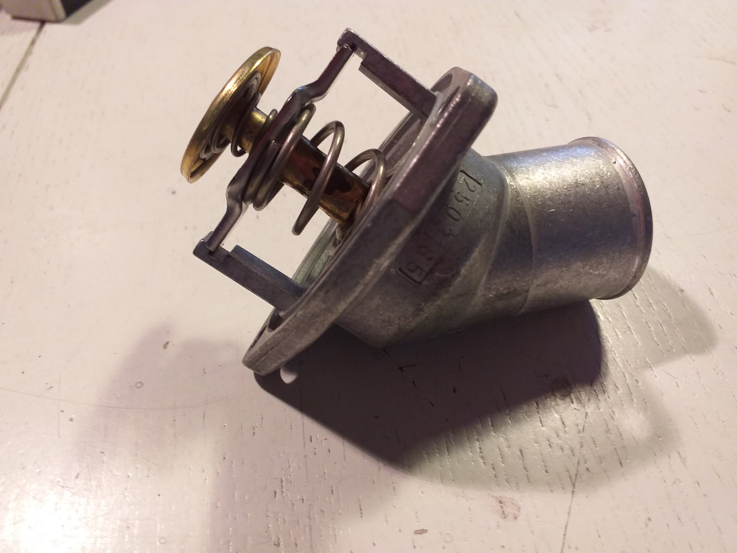 Astra F CC T92 1.8i F08 M08 F68 Thermostat original GM Opel NEU