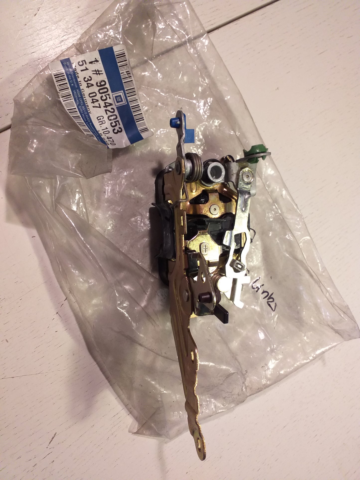 Omega A Türschloss links original GM Opel NEU