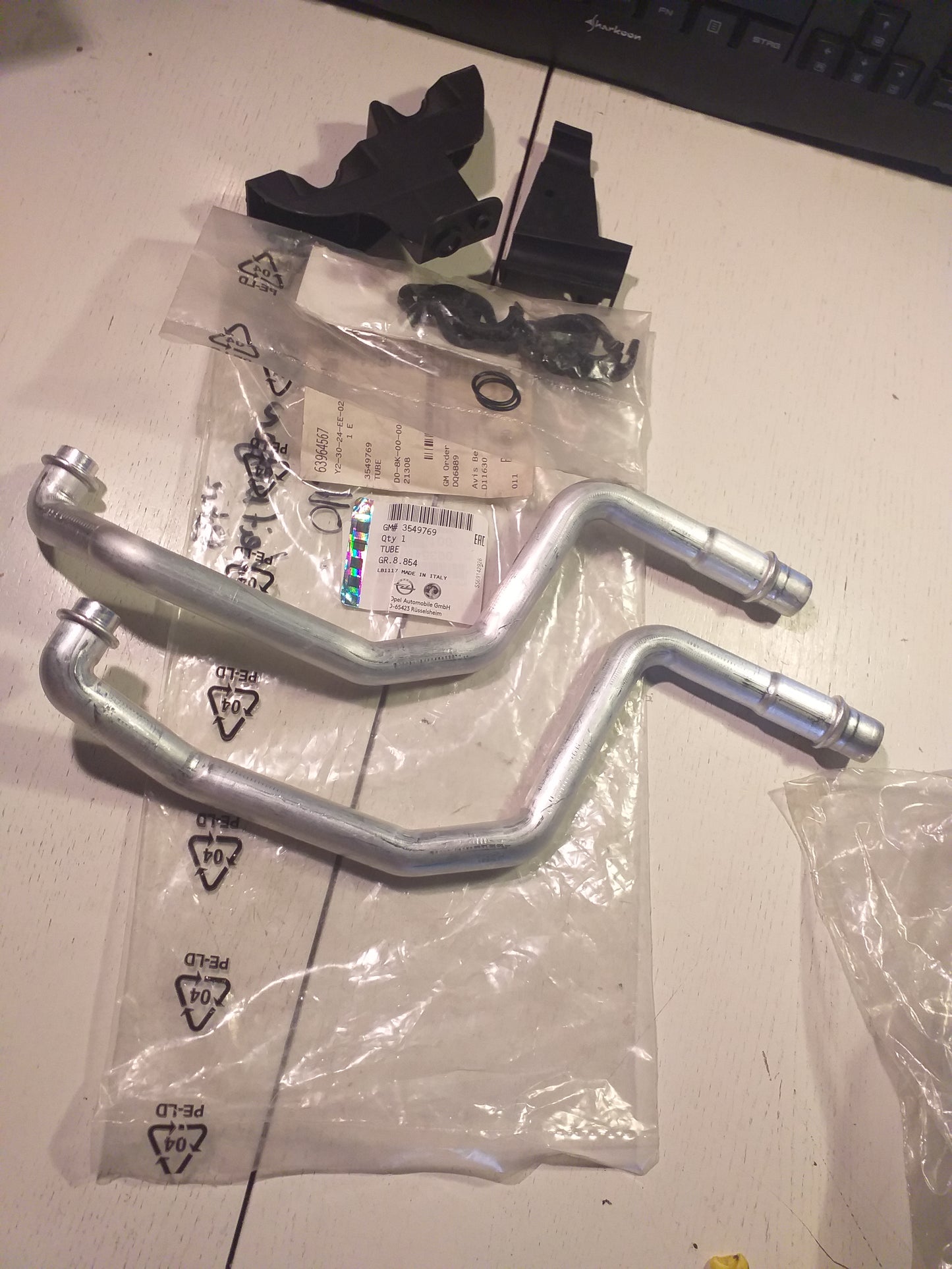 Oldtimer Youngtimer Leitungen und Rohre original GM Opel NEU