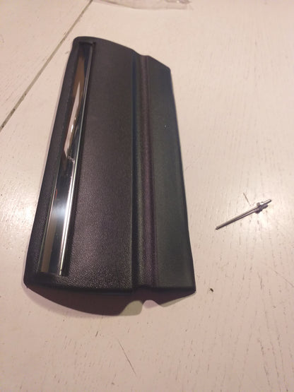 Omega A Zierleiste Kotflügel original GM Opel NEU