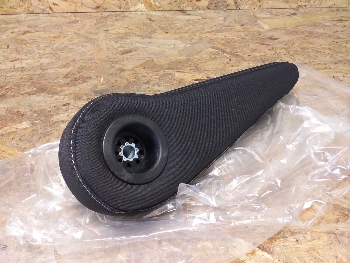 Vivaro B Armlehne einstellbar, sitz links original GM Opel NEU