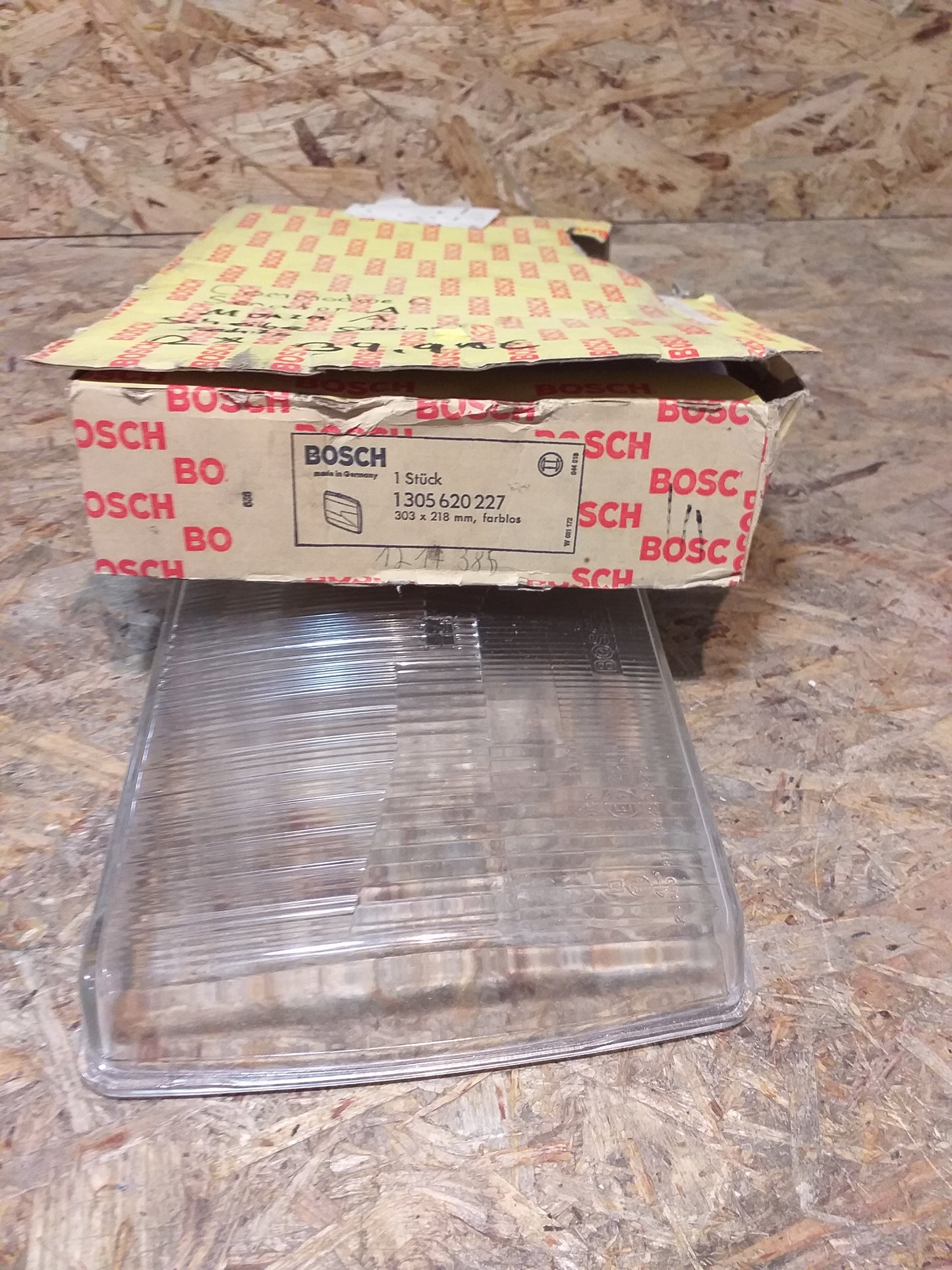 Commodore C Senator A Monza A  Scheibe Scheinwerfer rechts original Bosch NEU