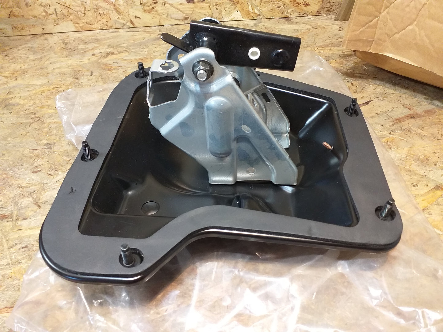 Vivaro A Halter Bremspedal original GM Opel NEU