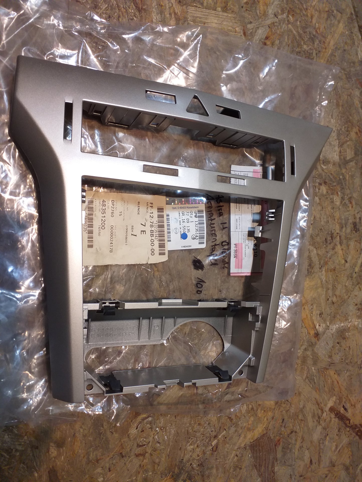 Astra F Blende Amaturentafel original GM Opel NEU