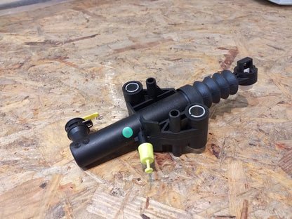 Vivaro B Kupplungszylinder original GM NEU