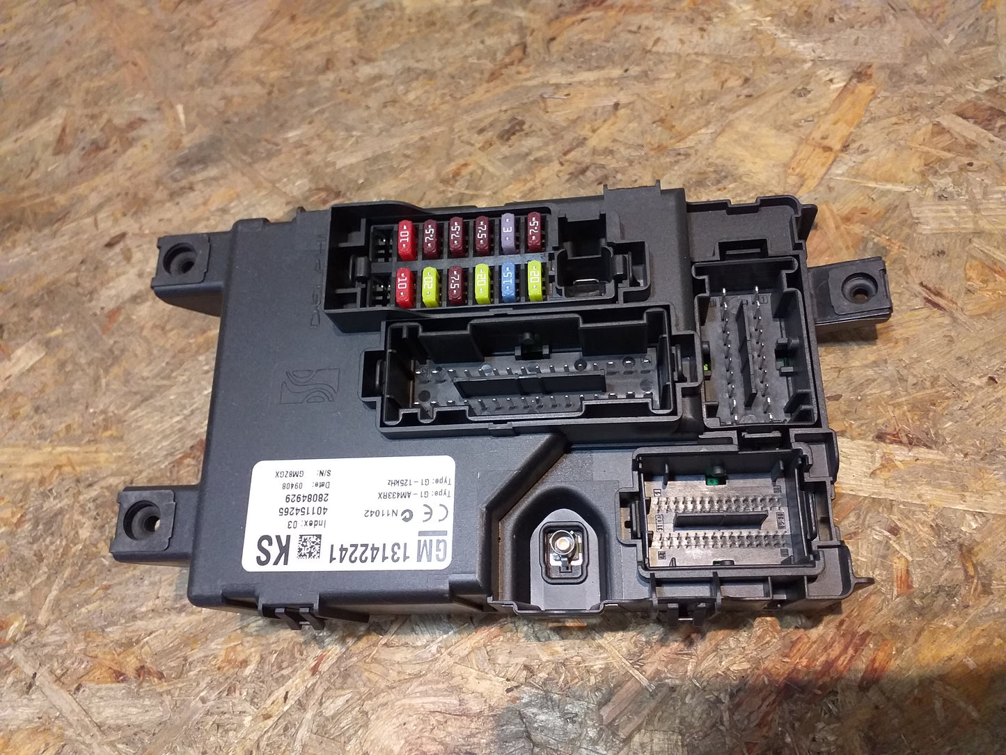 Corsa D Sicherungskasten original GM Opel NEU