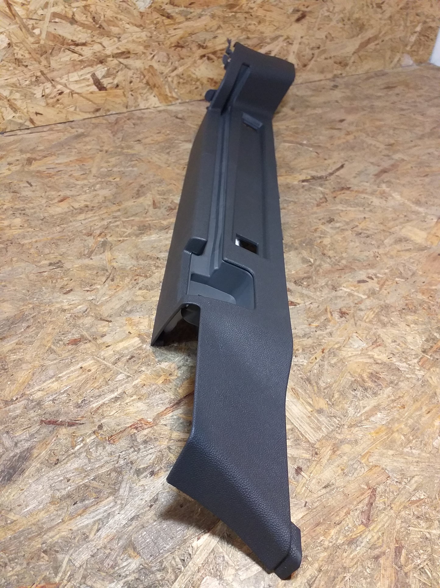 Astra H Verkleidung Kofferraum hinten rechts original GM Opel NEU