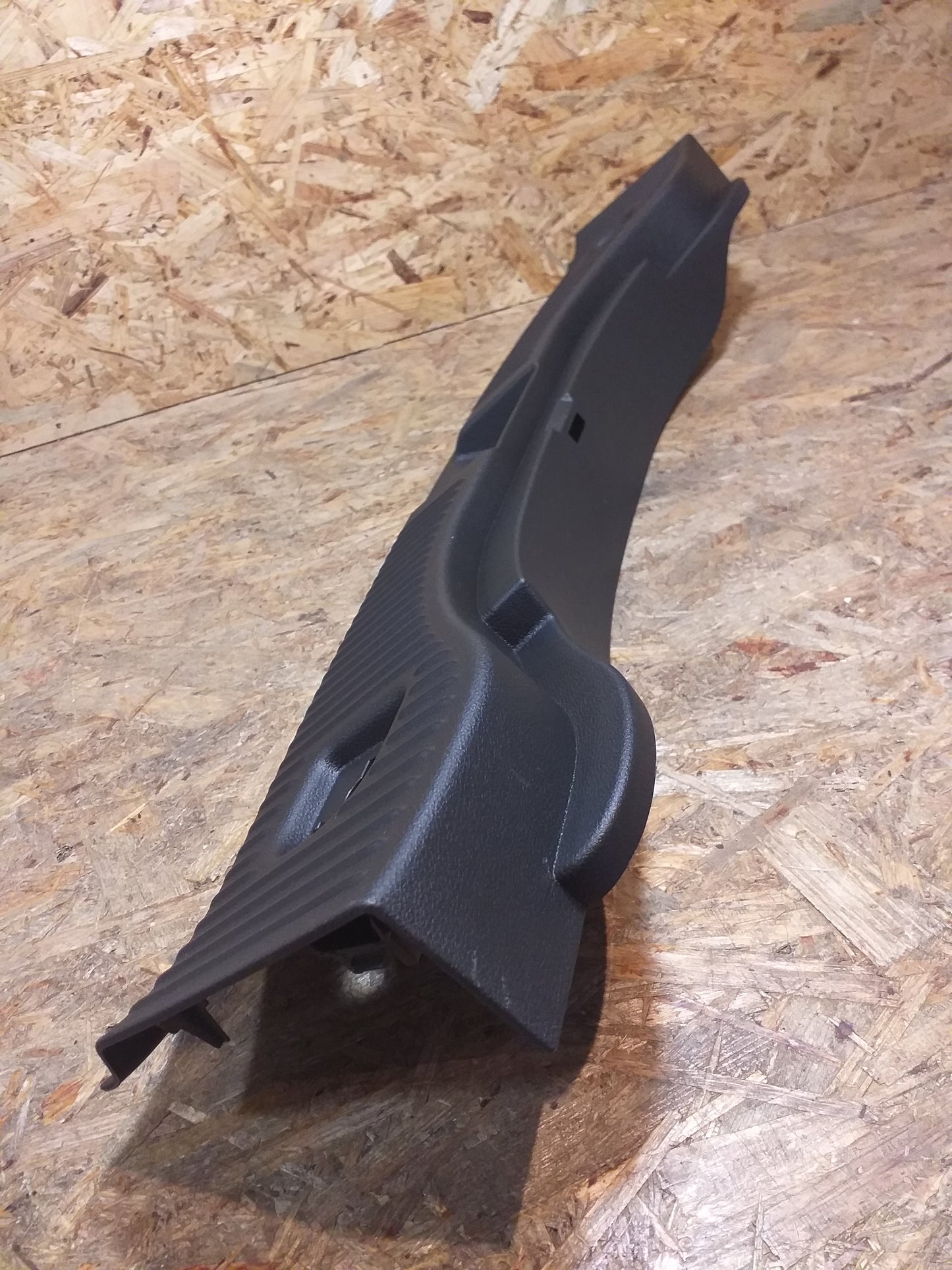 Mokka Verkleidung Heckklappe original GM Opel NEU