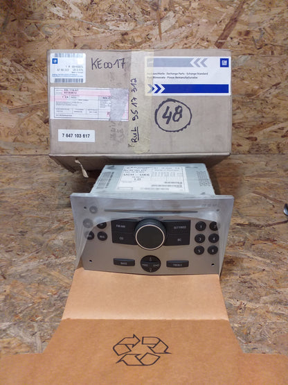 Astra H Zafira B Autoradio original  GM Opel NEU