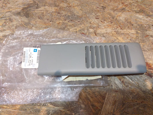 Vivaro A Lufteinlass Seitenwand original GM Opel NEU