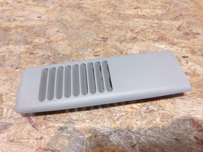 Vivaro A Lufteinlass Seitenwand original GM Opel NEU