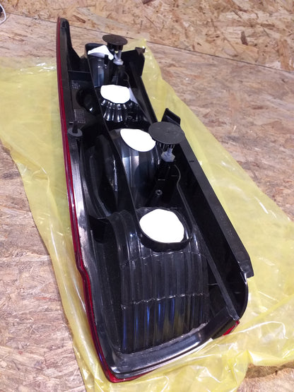 Peugeot Boxer Rücklicht links original Peugeot NEU