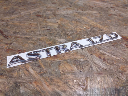 Astra F 1,4 Emblem Schriftzug Heckklappe original GM Opel NEU