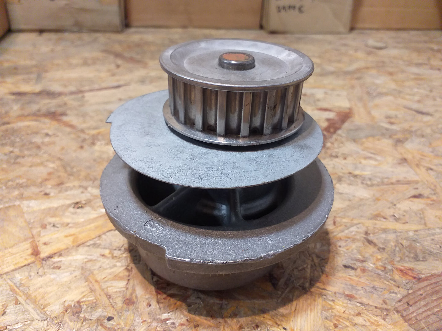Ascona C Kadett E Vectra A Wasserpumpe original GM Opel NEU