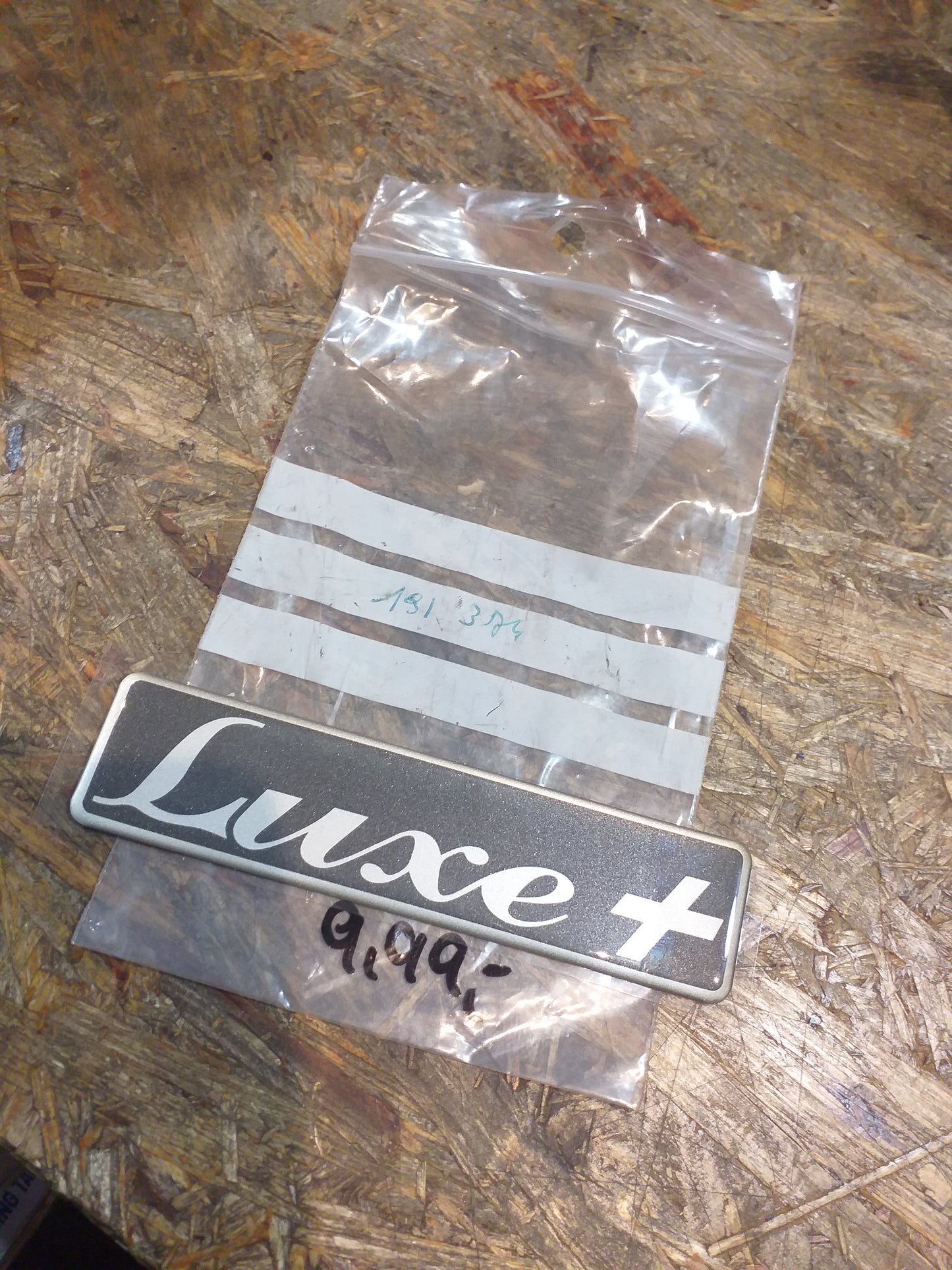 Oldtimer Youngtimer Emblem "Luxe +" original NEU