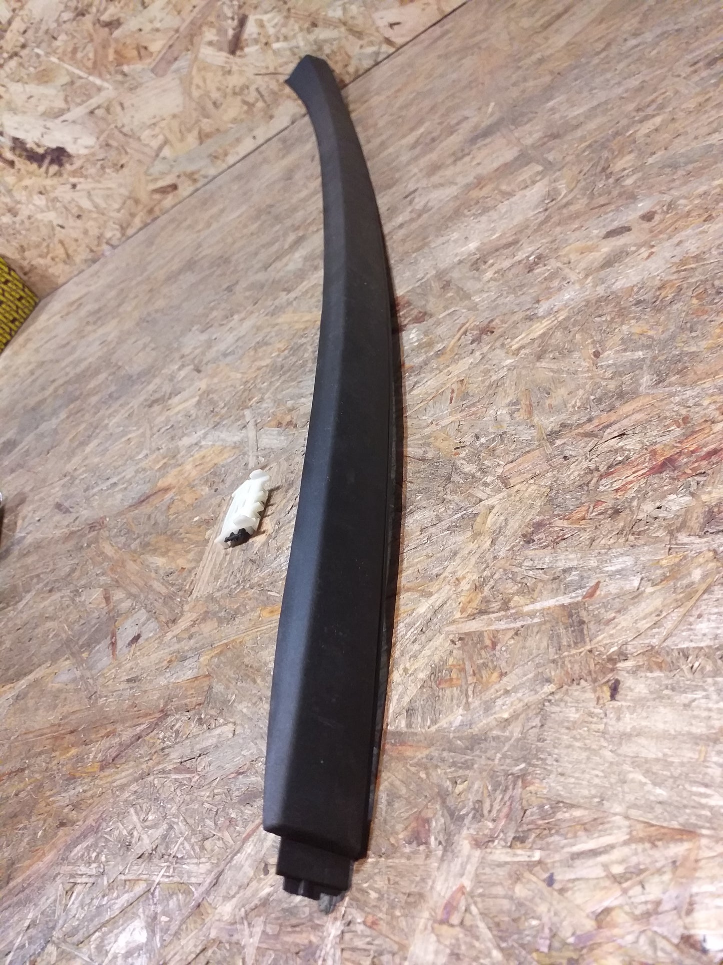 Astra J Zierleiste Blende Frontscheibe original GM Opel NEU