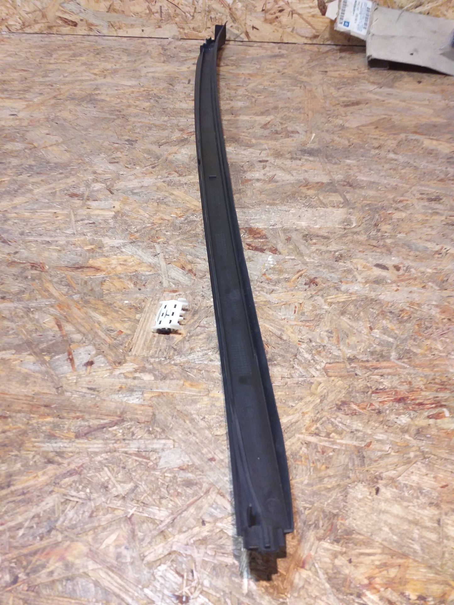 Astra J Zierleiste Blende Frontscheibe original GM Opel NEU